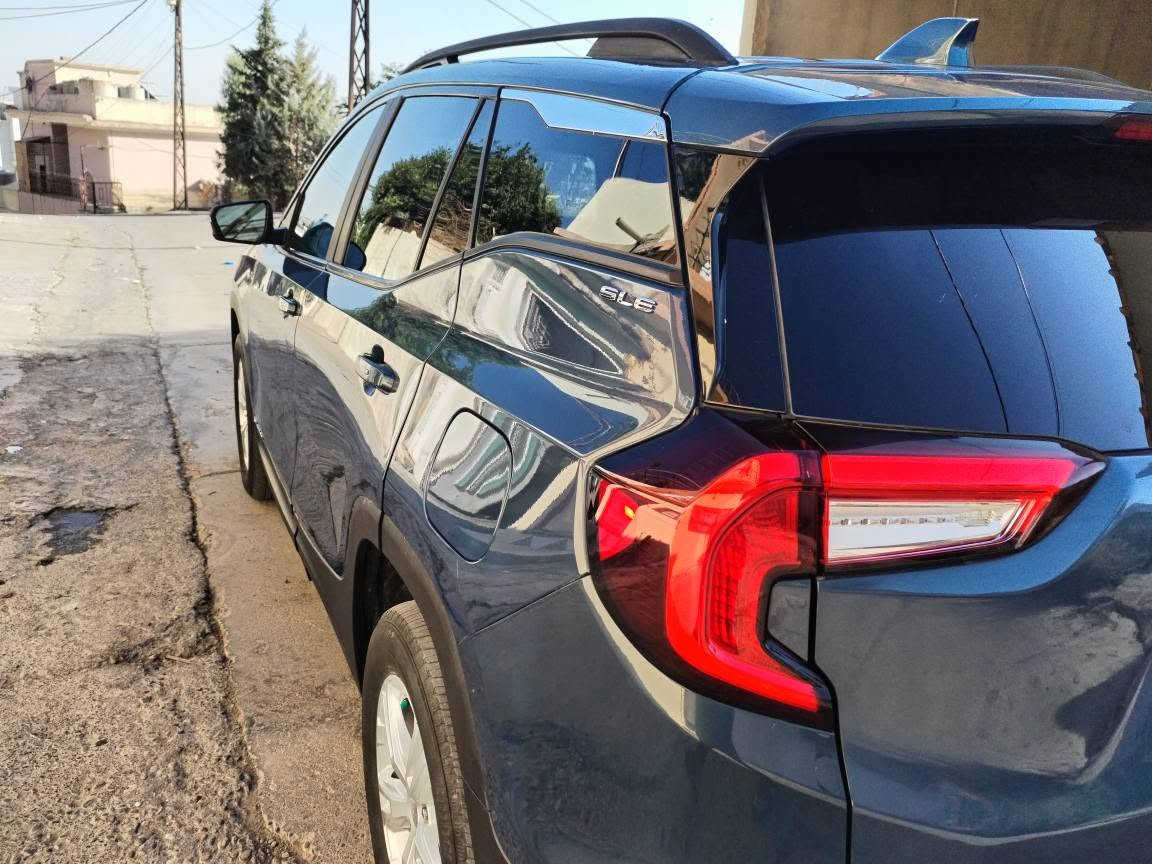 Gmc Terraain 
ژماره ته له فون ***********
موديل 2024
موصفات SLE /AWD
سياره بيش ئو باش كه به سه 
سياره بي ايرباكه 
به ردي گزورزي به شه رت 
رادار به شه رت. 
هه موو تشتي به شه رت 
ژمارا كاتي
سعري. سيارا 124او مجال 
سياره زور خاوينه
مالي دوسته أربيل, العراق
