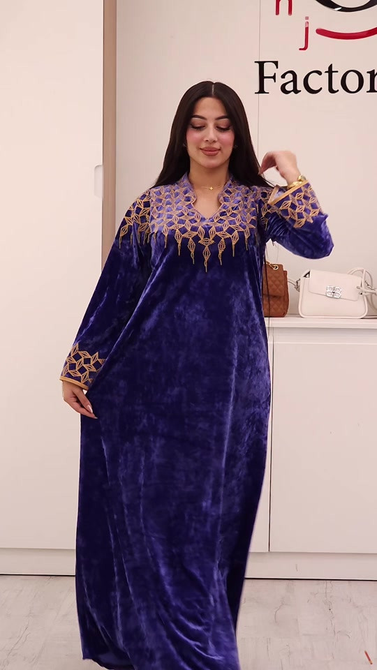 مخمل • تطريز راقٍ • مقاسات L-XL-XXL