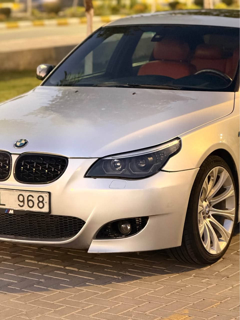 Bmw E60 M5 545i 2004
بیئێم دەبلیو چاو برۆ فول مواسەفات داتاشۆ سوکان کارەبا تەعدیل سورعە کوشن کارەبا و مەساج و سارد و گەرم کامل ناوەکەی کراوە بە پرتەقاڵی برابۆس لەگەڵ لیدی وایفای دوگمەی حەساس شاشە ماوس لایت عەدەسە و زینۆن و سەر برۆ گێڕ تۆماتیک و عادی سەقف سڵایت و سەقف شاموا زۆر مواسەفاتی تر کامل ئەشیای ناو سنوقی ماوە سەیارەکە مەنەفێست ئەسڵی برایم خەلیلە کامل ئەوراقی لەگەڵە گێڕ و مەکینە موس و بڕاوە و محەوەر و حیزام بۆیاخ بەشەرتە لە سلێمانیە ئەگەر موشتەری نیت سەرمان مەیەشێنە بەس فرۆشتنە سعری ٧٢$ معامەلەیە برایانە *********** السليمانية, العراق

