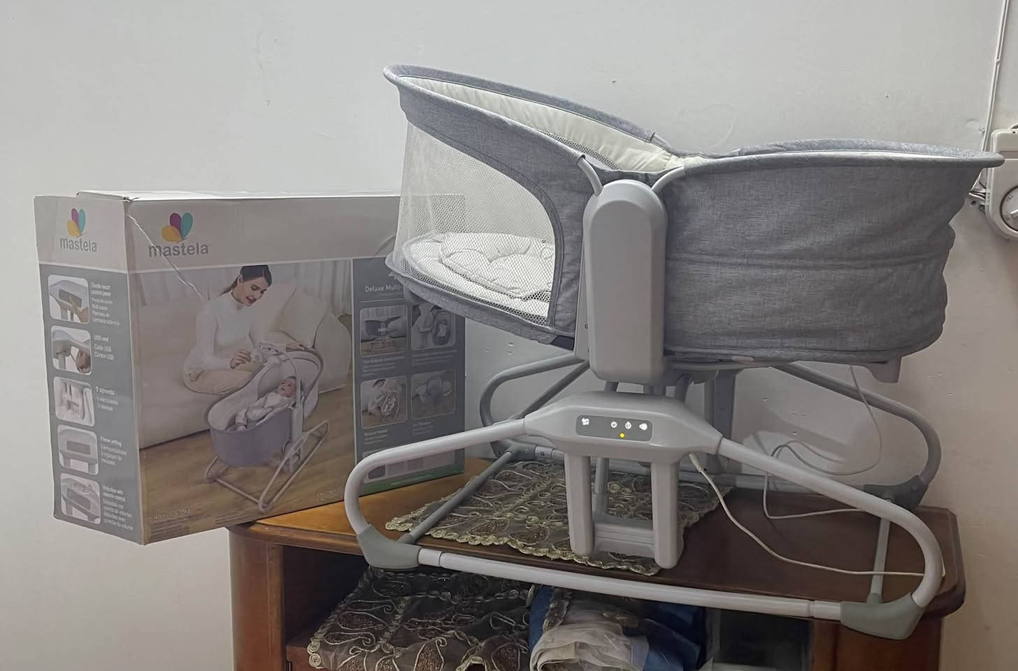 كريكوت كهربائي رصاصي بوري الالعاب ضايع والحساس مال السرعة بي خلل يشتغل سريع ويشتغل موسيقى وبلوتوث علة التليفون اخذنا ١٠٠ اريدة ب٥٠
والوردي ب١٥
والي يريدهم اثنينهم سوة بيهم مجال
بغداد البلديات 
***********
