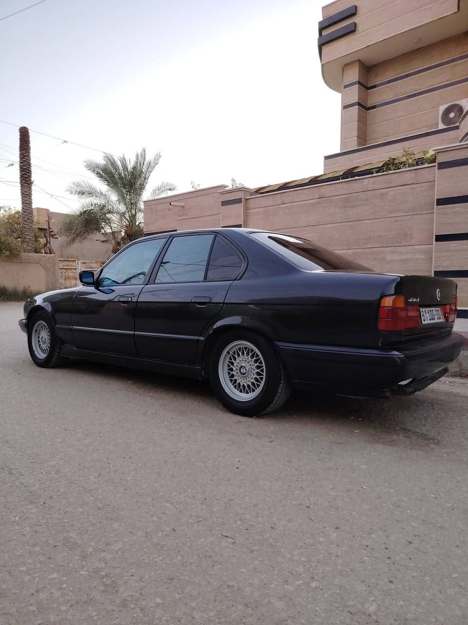 السلام عليكم
اخوان مكلف بالنشر لحد يراسلني خاص اتصل عالرقم 
للبيع 525 مسكر اوتو مديل 1990مكفوله من الضربه تبريد ثلج كير ومكينه حاويه كهربائيات كفاله سلايت حاويه تخم تاير تخم ويل بلادي باتري جديد رقم بغداد شرط التحويل داخل شرط كارتون السعر 50 وبيها مجال مكاني بابل المركز ***********
