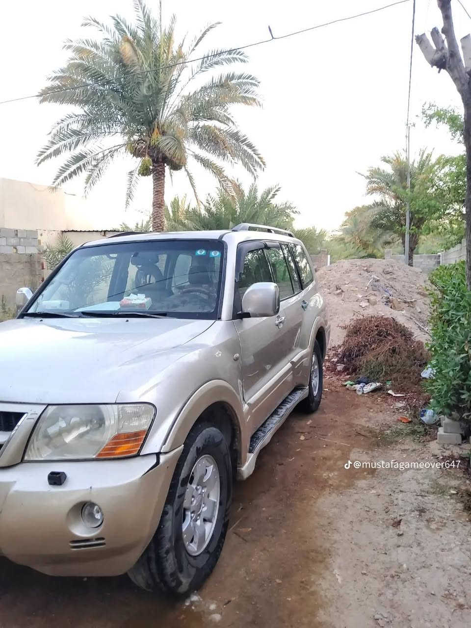 السلام عليكم باجير 2006 للبيع كفاله عام من المحرك و الكير و الضرر
1.محرك 3000 6 سلندر. 

2. 7راكب.                      

3. 3 قطع تبريد.              

4.كلين تايتل.                  

سعر 115 وبيه مجال للطيبين العنوان النجف الأشرف قضاء 

واتساب ( ***********)

نص مكتوب في الصور:
- @mustafagameover647
- @mustafagameove