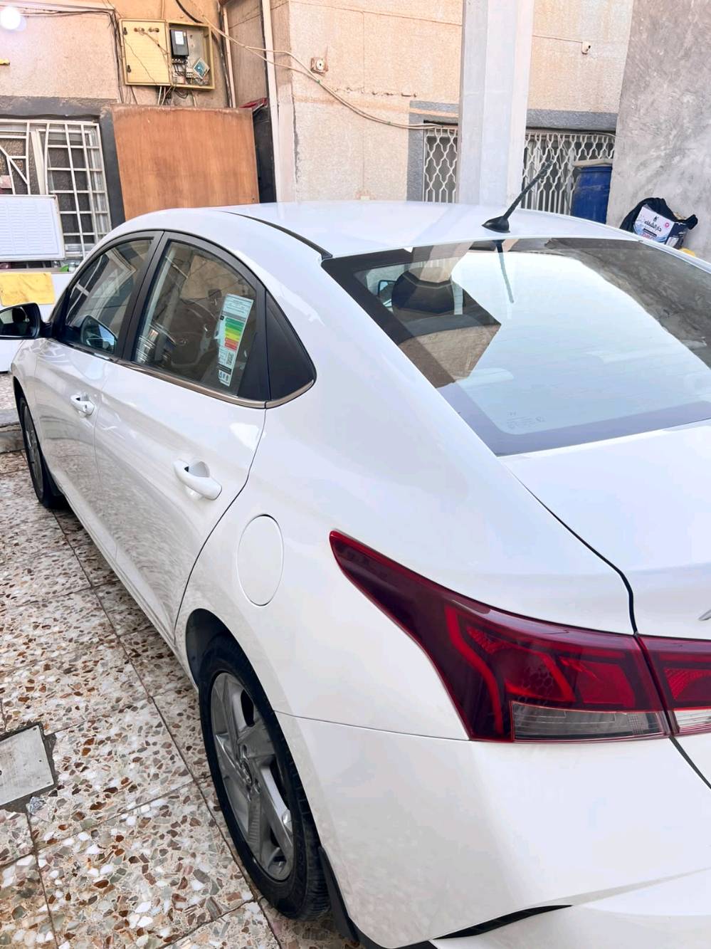 @إشارة سلام عليكم اكسنت للبيع مديل 2023 خليجي فول مواصفات عدا البصمه محرك ١٦٠٠ دوش رقم بغداد ماشيه 24 الف مكفوله   بغداد دولي  السعر ١٤٠  مكاني كربلاء وبيها مجال  للإستفسار الاتصال ***********