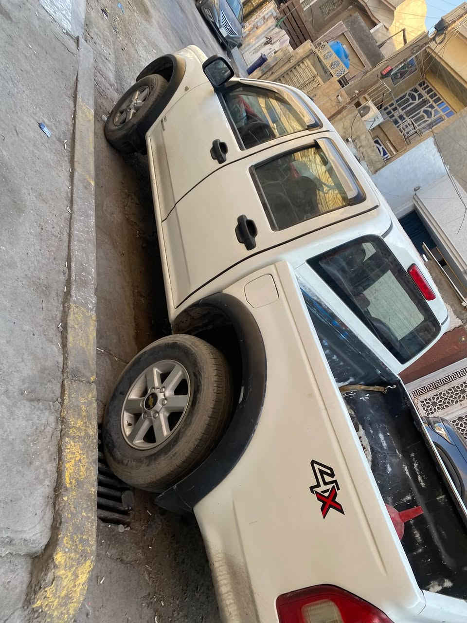 سياره شوفر ليت لوف للبيع موديل 2005 محرك بلادي تخم تاير جديد تبريد صدر رقم بغداد ب اسمي السعر 82 بيهه مجال قليل الشراي يتصل *********** مكاني بغداد
