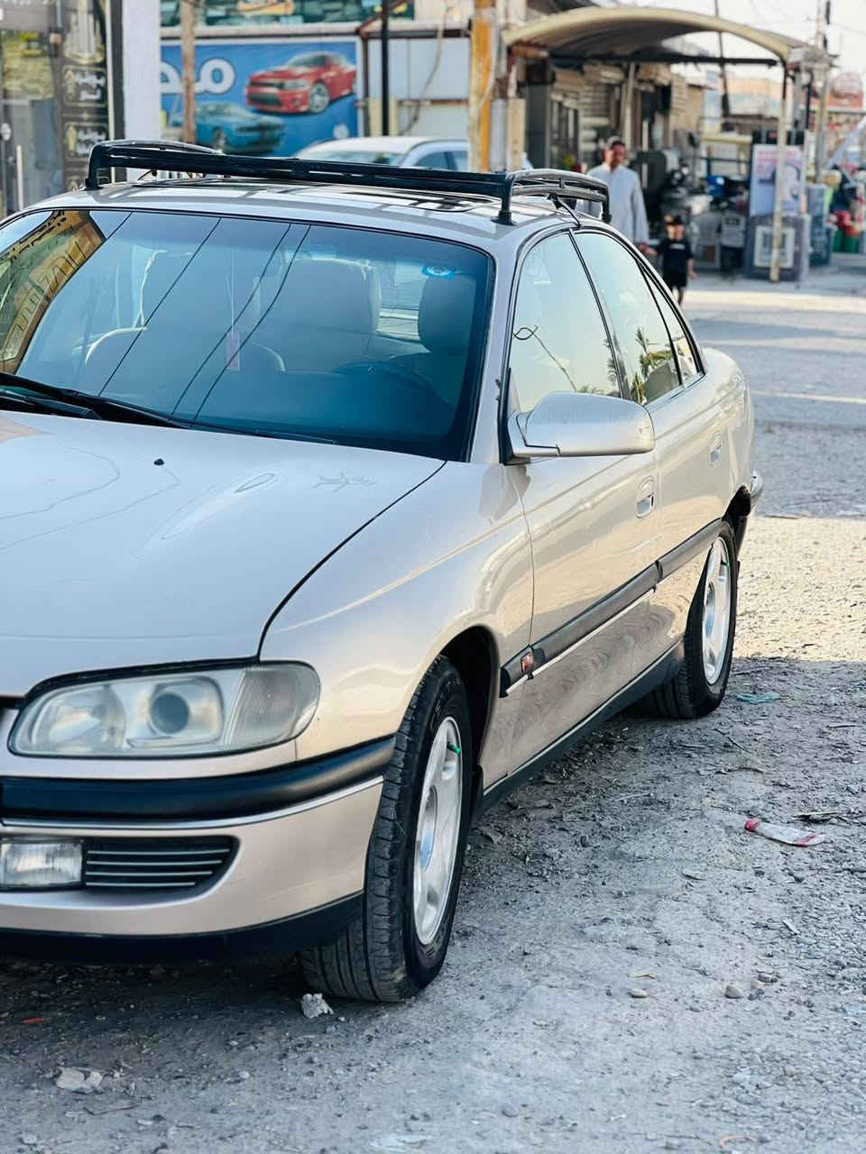 اوبل اوميغا • ١٩٩٥ • محرك ٢٠٠٠