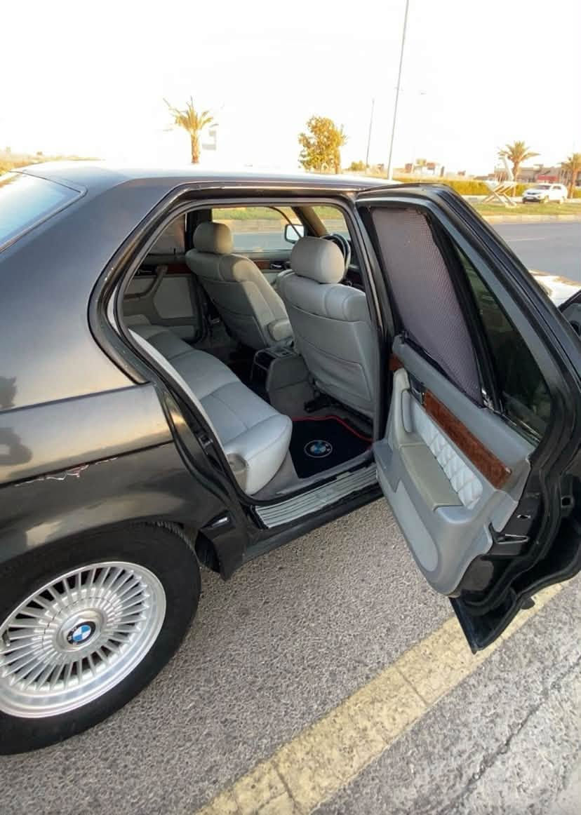 بي إم دبليو 740 • V8 • جام مصفح