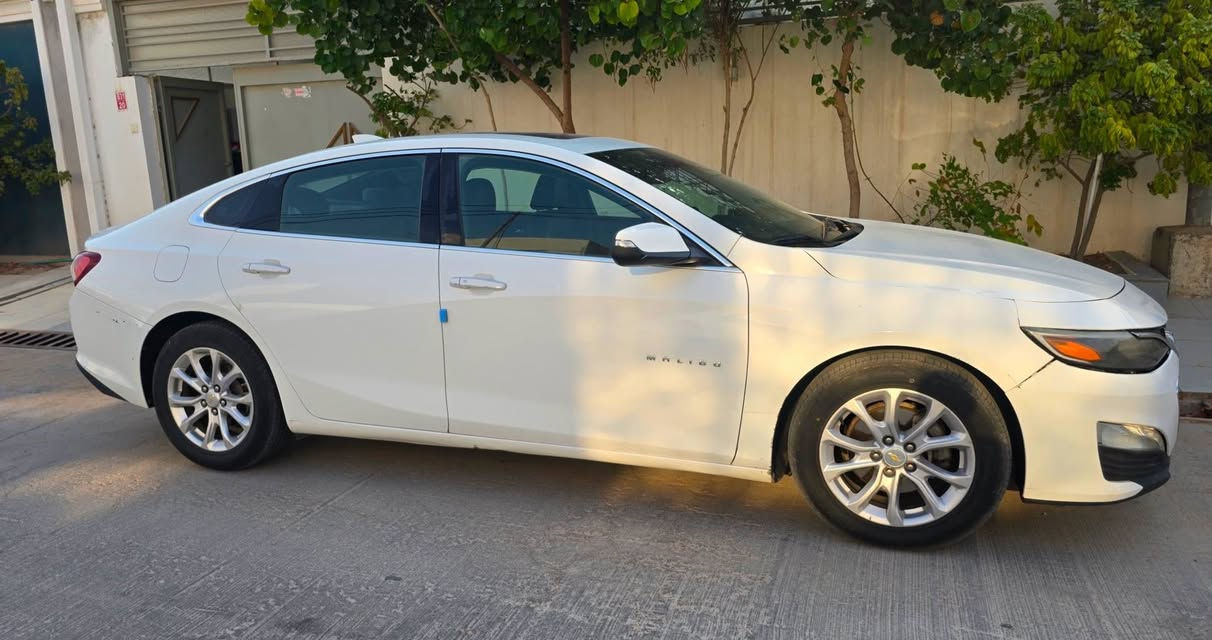 ماليبو بريمير
2019
محرك 2.0 تيربو 
ويل 18 اني مبدله على مود الطسات
ماشيه 230 الف 
مبدل محرك قبل 10 الاف كيلو 

رقمه بغداد 
السباره بالنجف 
رقم الشاصي بالتعليقات

***********

واتساب
