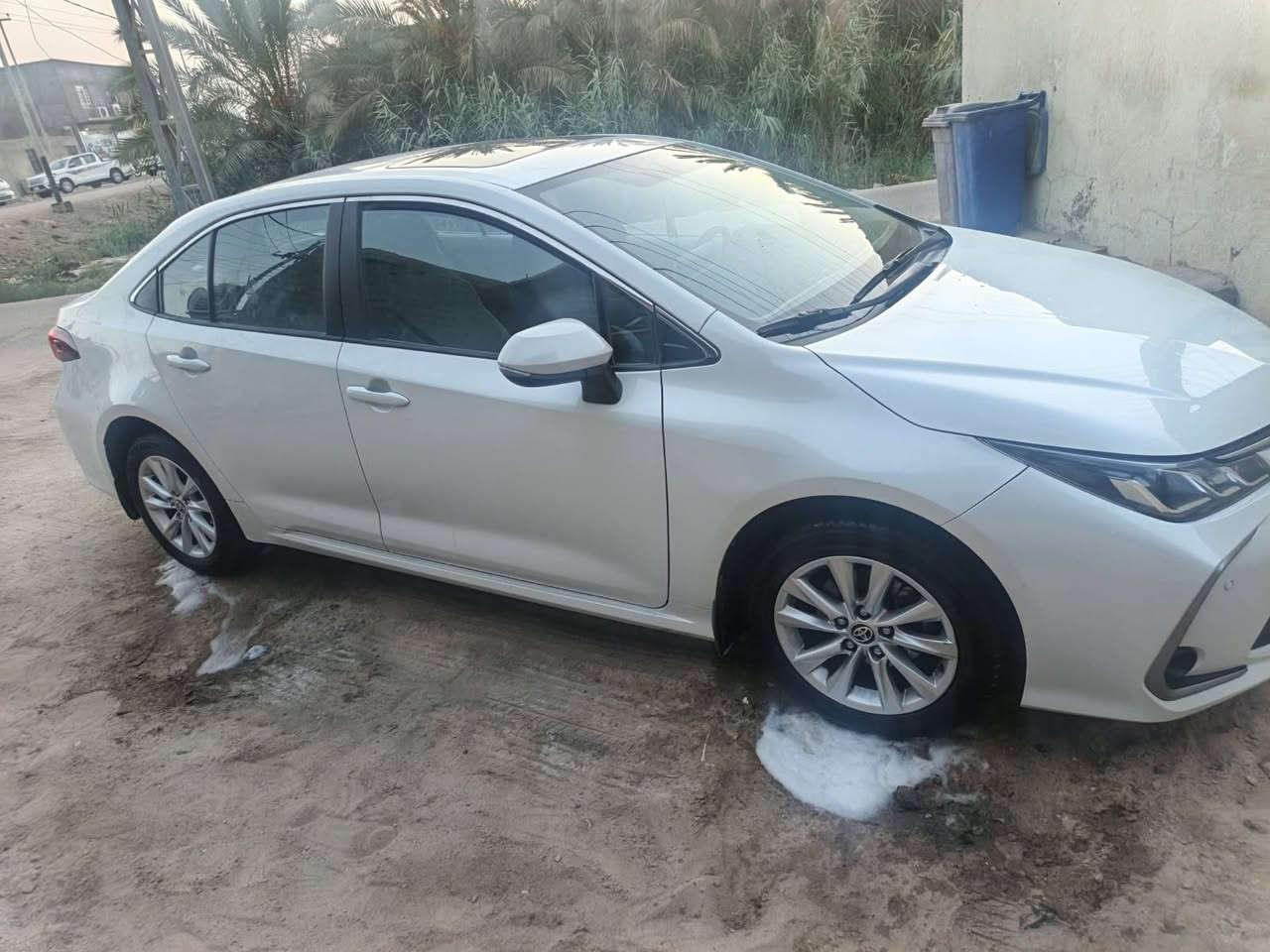 سلام عليكم سياره البيع النوع كورلا الموديل 2023 رقم اربيل نكليزي السعر 180 وبيه مجال ***********
