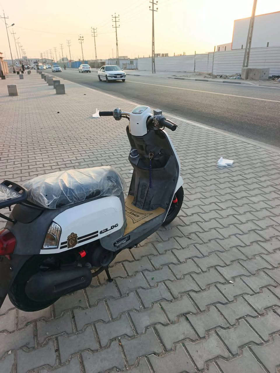 سلام عليكم دراجه بوليس للبيع دراجه كفاله عامه ختم واحد ويه المكينه دراجه شلعه ومعدل 120المكينه ناعمه وخرسه دراجه كلشي ما ذب عليها مكان البصره ابو الخصيب***********السعر 950وبيه مجال
