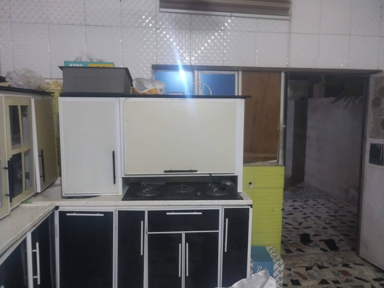 سلام عليكم مالحق البيع سعر50الف  بي مجال العنوان المدائن الجعاره استفسار عل هذا الرقم***********
