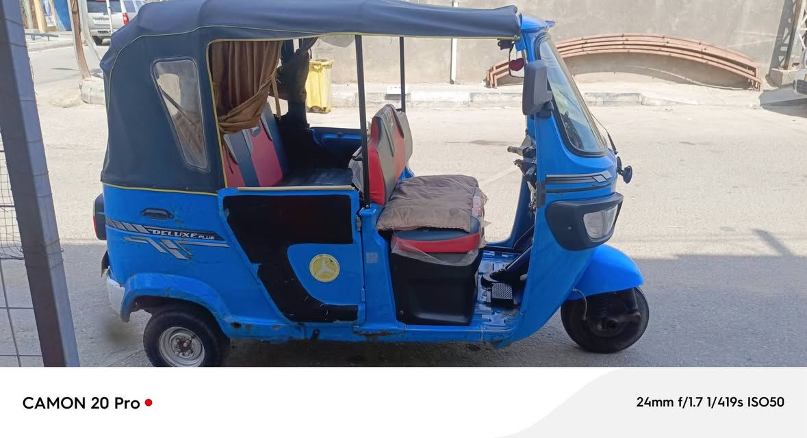 تكتك tvs للبيع بيه صفحه راده بارد وبدون صبغ مكينه كفاله مبدل كلجات جديده شركه موديل 22، شهر 4 سعر 7500 وبيهة مجال للشراي  ***********

نص مكتوب في الصور:
- CAMON 20 Pro • 24mm f/1.7 1/481s ISO53
- CAMON 20 Pro • 24mm f/1.7 1/598s ISO52
- CAMON 20 Pro • 24mm f/1.7 1/419s ISO50