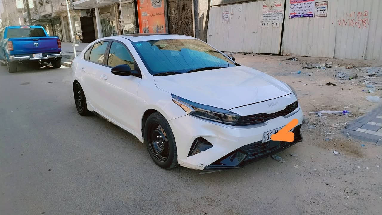 السلام عليكم كيا فورتي تيربو 2023  مواصفات فول  كشنات  تدفئه تبريد حادثها موضح اني مستوردها بسمي سنويه ماشيه 59الف ميل جاهزه من كلشي السعر 155
***********

نص مكتوب في الصور:
- 42739184X