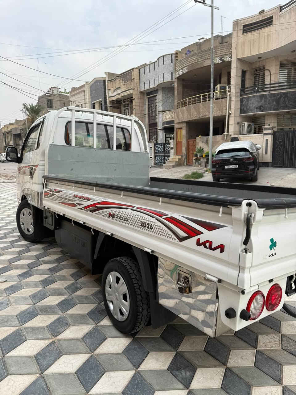 السلام عليكم
للبيع كيا بنكو 2023 🔋🚛

السياره تعمل بنظام الشحن

🔋 كهرباء بالكامل يعني تنسه شي اسمه كاز دهن مي السيارة اقتصاديه صديقه البيئه 

🔋تمشيك بالشحنه الواحده 280 كيلو 

عداد الكيلو متر 44 حقيقي السيارة جديدة بمعنى الكلمه اخت الزيرو 

السياره راقيه من جميع النواحي مشيهه شلعته وقيداتهه كلش حلوه 

🚛 الحموله واحد طن 

رقم بغداد الدولي الجديد بسمي شخصياً 

مواصفات السياره واحد على واحد

بصمه تشغيل 

شاشه كبيره + تحكمات ستيرن + كامره خلفيه + مداخل تايبسي 

مري إشاره + شفط 

كشنات جلد + تدفئه + تبريد 

ستيرن تدفئه

رادار امامي توقف + تحديد مسار 

شفتات ستيرن تثكيل وتخفيف السياره 

تبريد بيانو + مرايه محاكا 

اريل نفكيشن 

سايد بريك دكمه + اوتو هولد + درايف مود 

كير وتماتيك 

وبعد هواي بيهه مواصفات السيارة جديدة بمعنى الكلمه وراقيه شكد ماسولف عليه 

للستفسار الاتصال ***********7868474736

مكاني بغداد الجديدة حي المعلمين 

اتصل وبيك خير وتدلل
