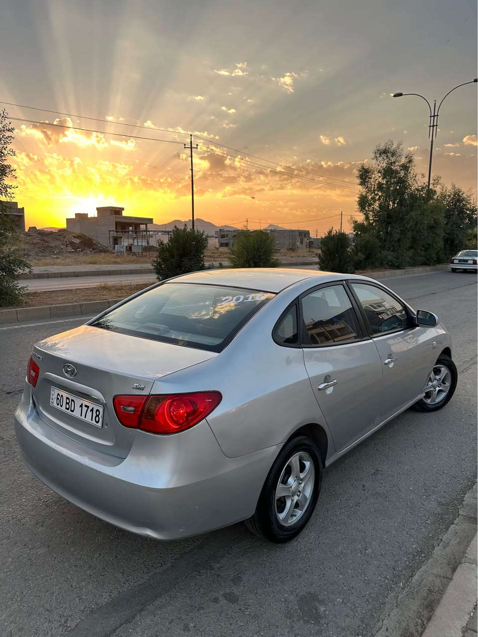 ئاڤانتى 2006 براوه شتى جوان
١٤٠ هەزار ڕۆشتوە ناو ده ری  زوّر جوانه دوڕەنگی  نيه تایەو ویلی تازەن   ته بريت له مسوكوشن هيتهر سوكان فوّليوم بلوتوز سوکان فۆلیۆم گئرو مەکینەو تەبریتو کەفەر گۆڕاو بە شەرت 
سحری ٤٥ $ 
***********
فیبەرو واتس ئەپی لە سەرە رانية, السليمانية
