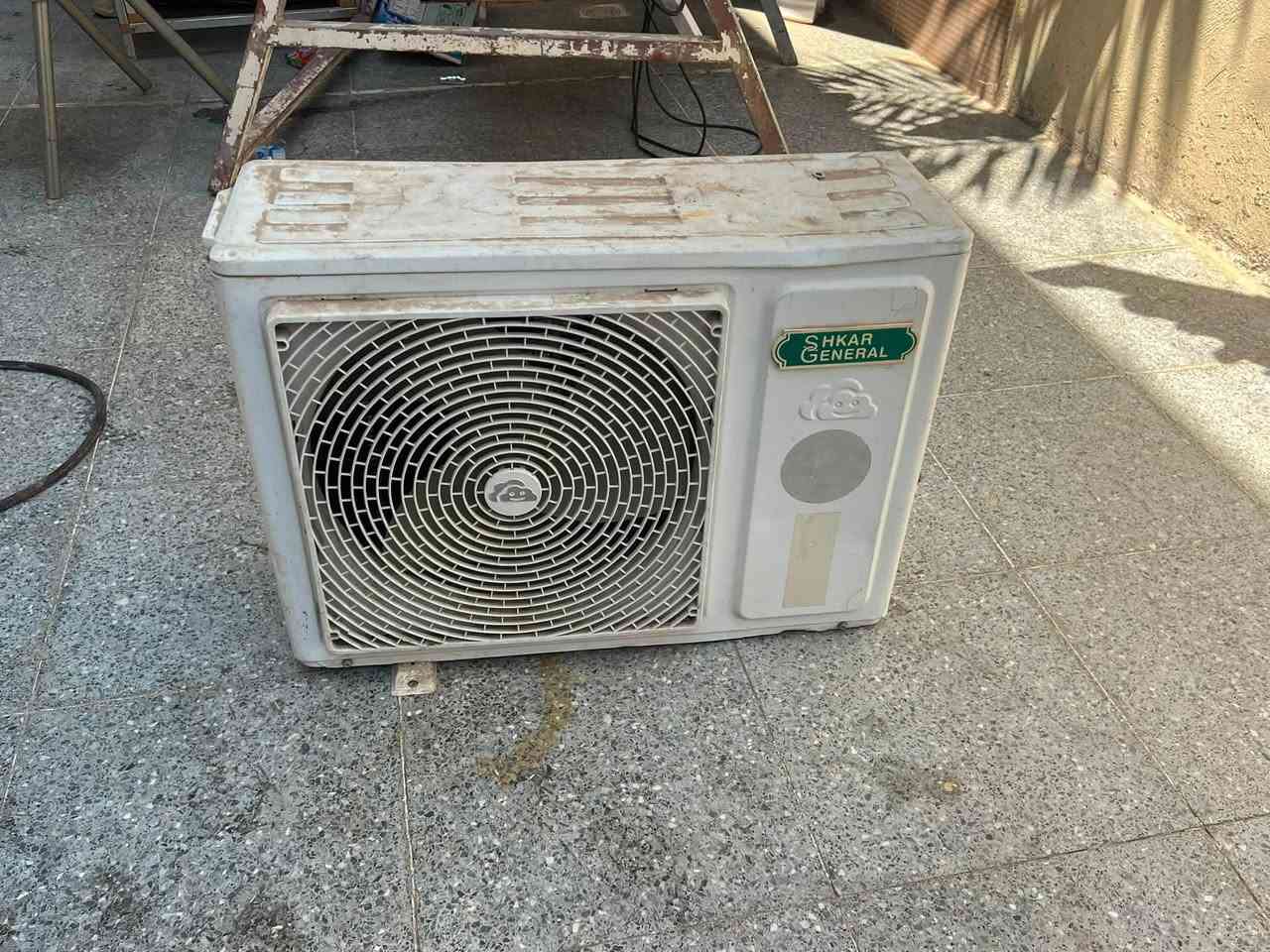 🛑 خارجيه چنرال 1 طن
جديده كلش لاكن متروكه استخدامها قليل 
السعر ١٢٥ وبيها مجال  العنوان كوفه حي ميسان شارع البوريات قرب البعاج للتواصل معنا عبر الواتساب ***********
