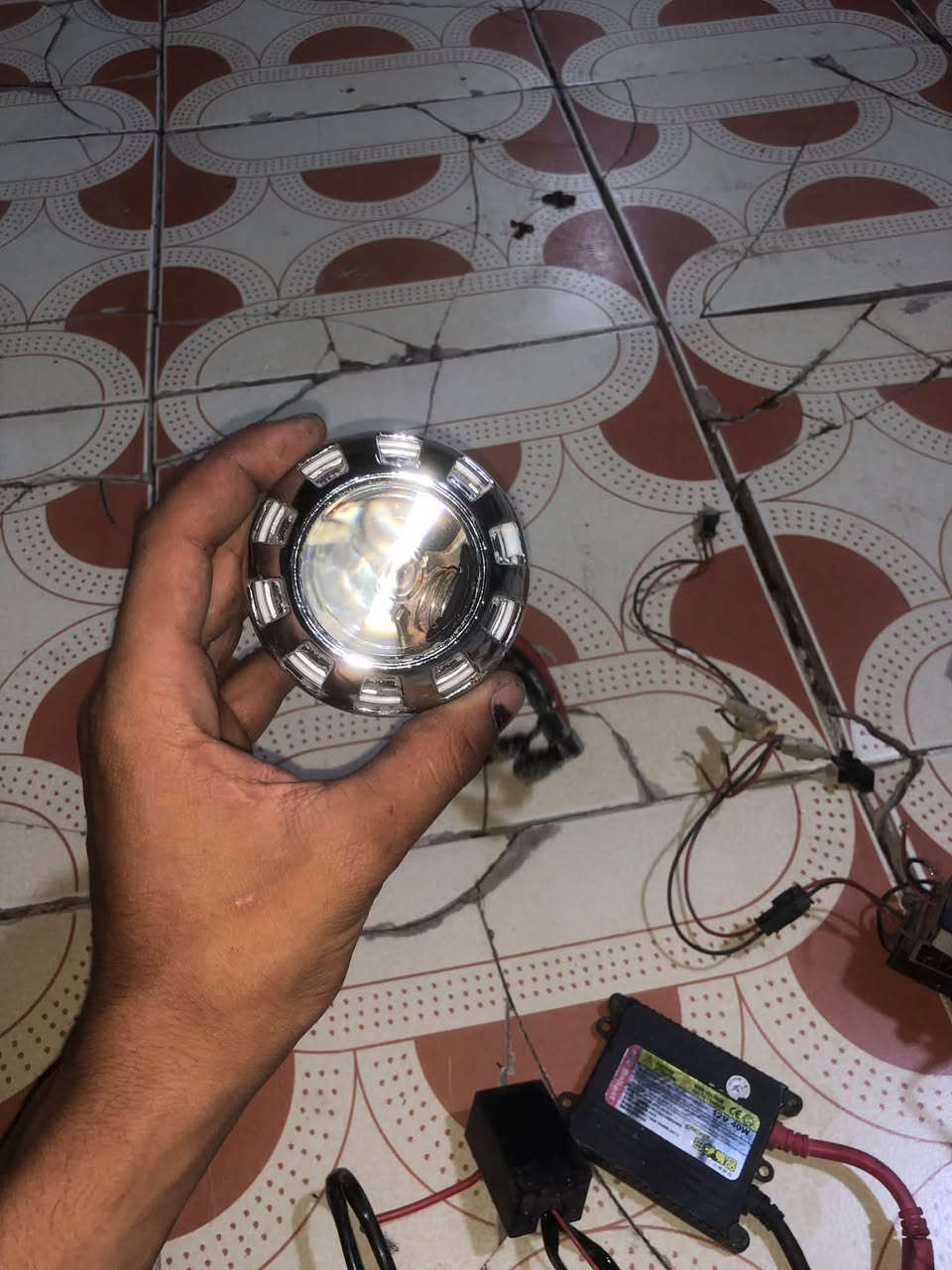 سواد مازده جبلي ياباني بلاديييي هوه وكتفاته وعقله
⭕️عدسه بلاديه 
⭕️عقل مال عدسه 
⭕️٤ كتفات مال عدسه
⭕️سواد بلادي املح 
⭕️اشاير بلاديات 
⭕️مازده جامتها مابيها شي كفرها الخلفي تعبان
شلعه وحده ب ٧٠ تعاملني ابد لان بس العدسه ديبيعوها ب ١٠٠ وتجاري اني ابيعلك اصلي.    //////////////// ***********
