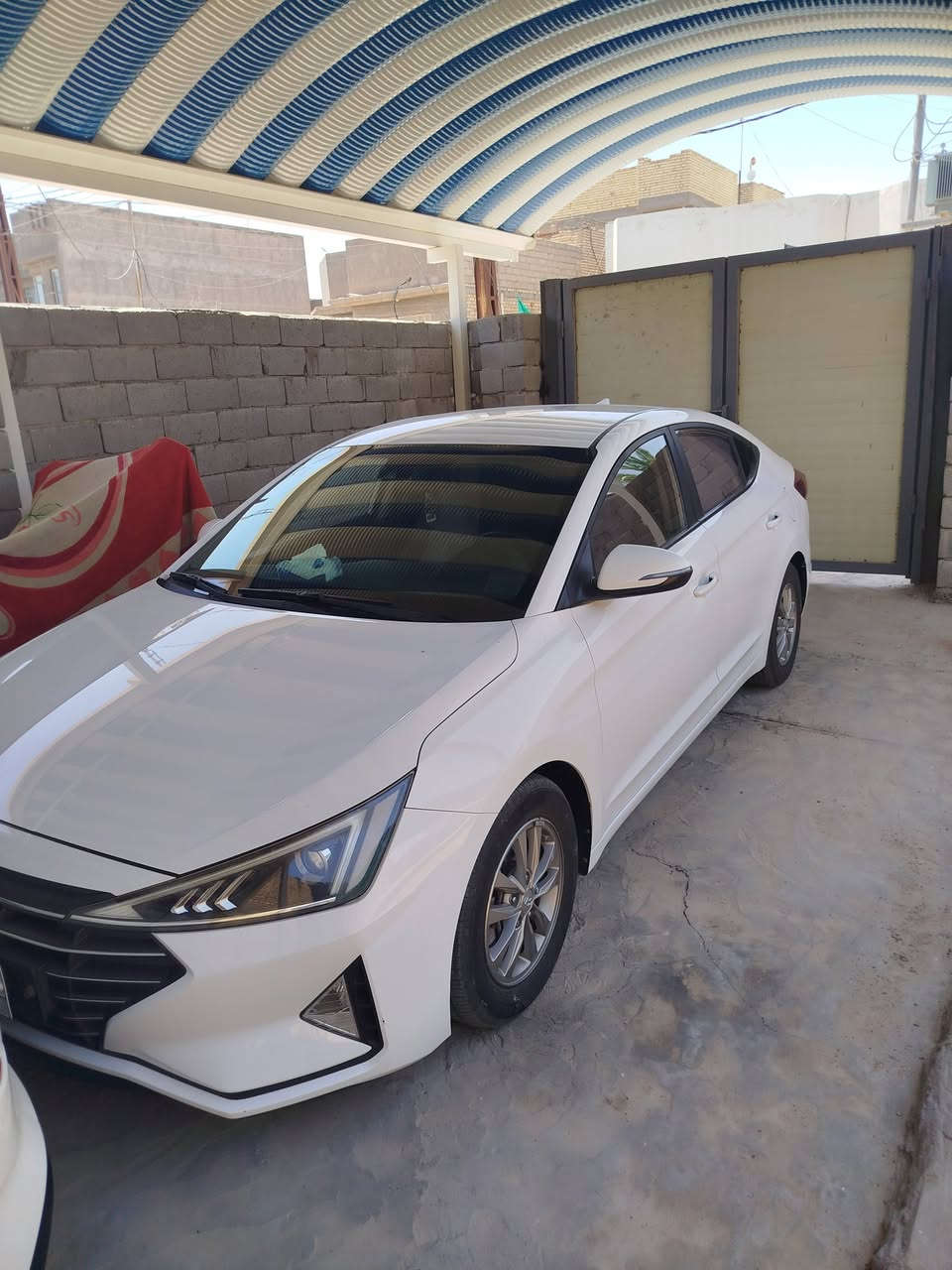 الانتره للبيع موديل ٢٠سياره مكفوله ماشيه ٦٠الف رقم مثنى بسمي سعر ١٥٠ استفسار اتصل ***********

