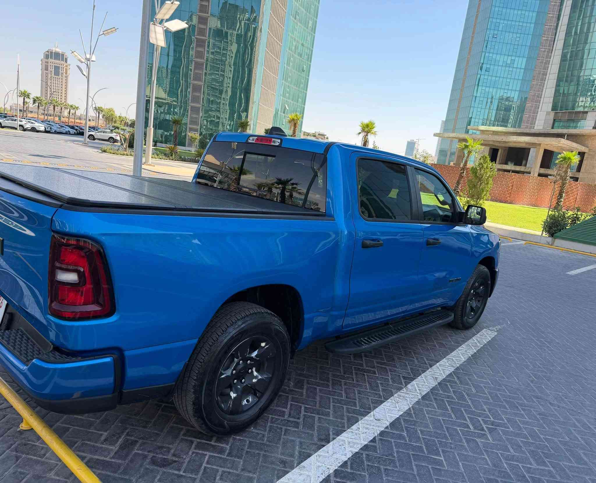 السلام عليكم
RAM 1500  -  2025    
دوج رام موديل 2025 شكل جديد
لون أزرق🔹
دخول جديد
مواصفات
باب طويل بدي قصير المرغوب
ماشيه 37 ألف mi
محرك (3600 CC) 3.6 _ سلند 6 
2 ويل 
رقم الشاصي ICGRREGG1SN711975
  موصفاته
•شاشه وسط
•رادار أمامي
•أتو ستوب
•تحكم ستيرن 
•مساحات تخزين
•نقطة العمياء
•تبريد أمامي خلفي
•تحديد المسار ⚠️
•حساسات امامي وخلفي
•بصمه
•تشغيل عن بعد‌   
•غطاء بدي
•دوسات لون أسود
صور الحادث موجوده مع الصور  أيرباك الدشبول والستيرن 
تكيل 3 أماكن بدايه البنيد طرف يمين + تكحيل وسط باب الايمين الامامي + تكحيل أجزاء من الجاملغ الامامي الايمن 
موضح مكان التكيل بالصور —-
أيرباك سستم
مكان السيارة أربيل
كاتي تترقم شىمالي
السعر 29000$ 
                                                             ***********                                                                                
                                                            ***********
