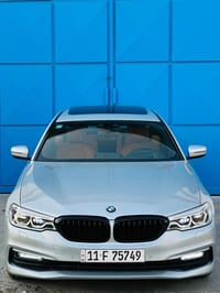 بي ام دبليو 530i 2019 سيارة وارد امريكي ماشية ٩٣ mi  حادثهة بنيد بدون ...