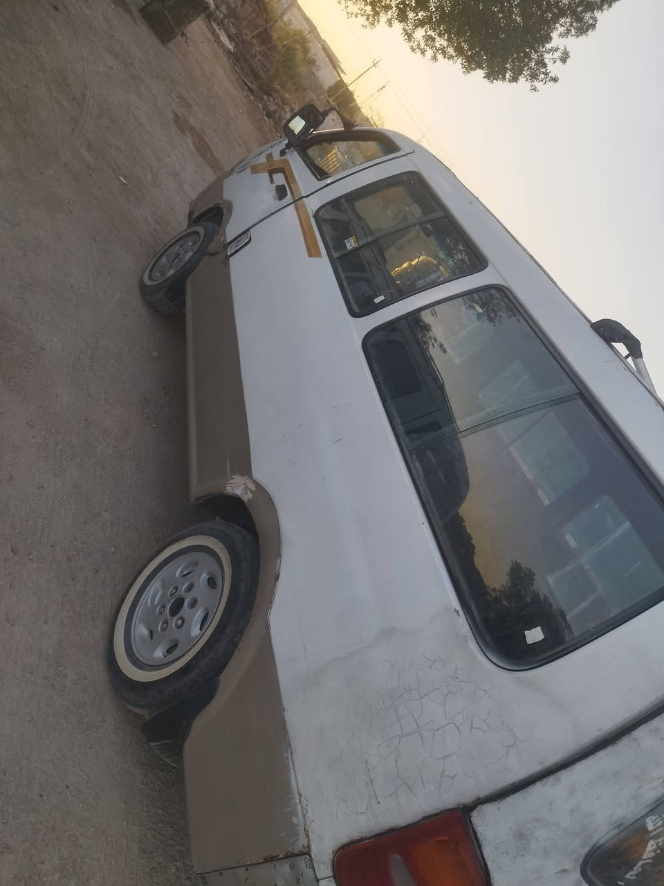 سلام عليكم كيا بريجو مديل 98مكينه بدايه بخار بصيط كير واكسن عل شرط تخم تاير سياره جاهزه المالك يريد تحويل سعر 38وبيه مجال قليل عليه مليون ينزل من سعر المكان النجف ‏‪***********‬‏
