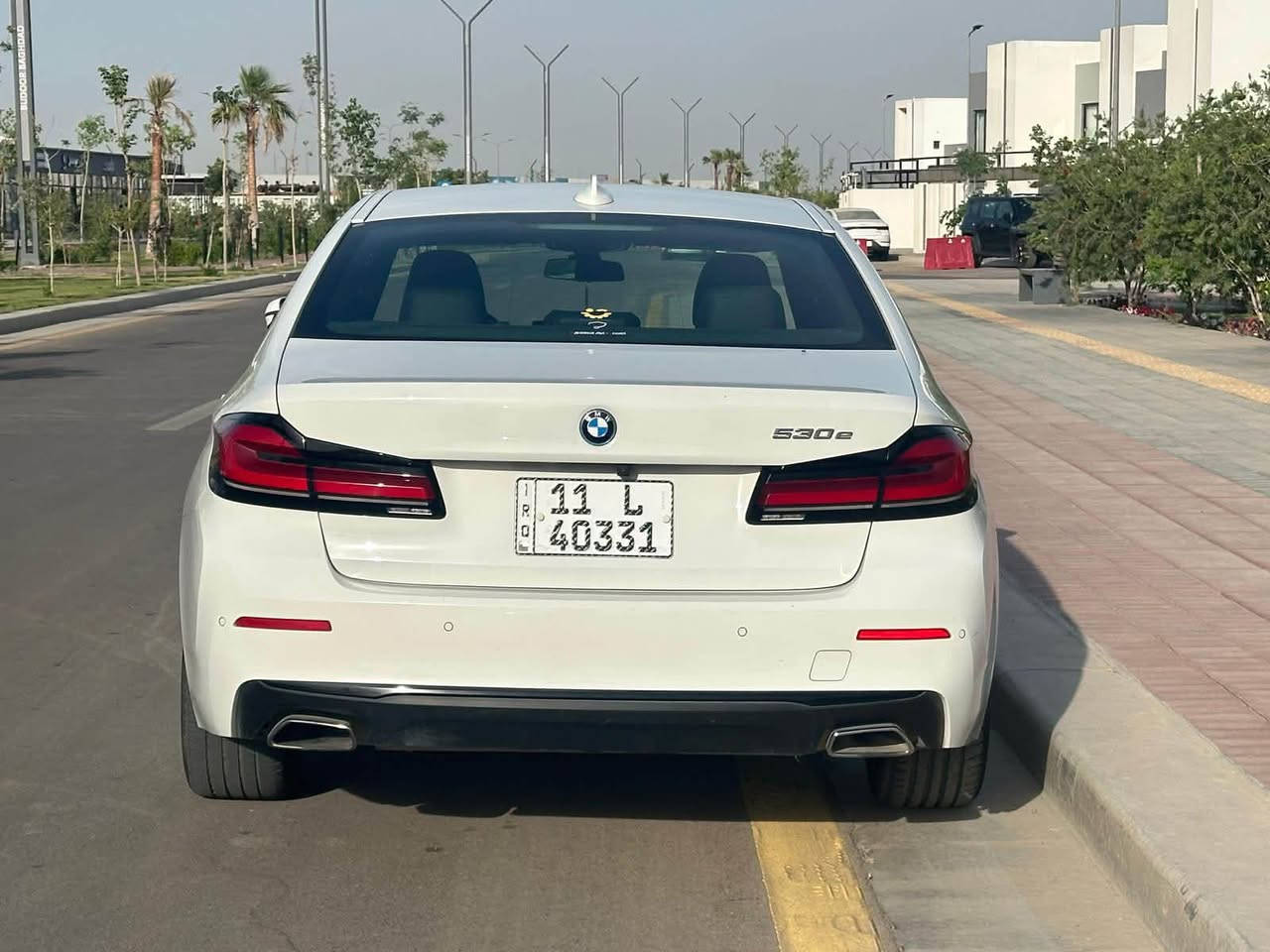 BMW 530E
موديل 2023 مواصفات بلكن هايبرد بانزين 3 انظمة ماشيه 57000 الف وارد امريكي صبغ فقط جاملغ خلفي + بارد بسيط بالباب 
بدون دواخل بدون ايرباك رقم بغداد 
السعر 31500$ وبيها مجال 
للاستفسار : *********** متوفر واتساب
