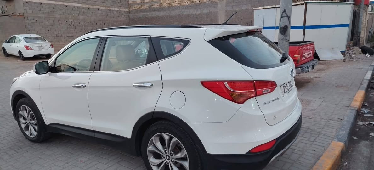 سنتافيا موديل 14 اربيل باسم كردي السنويه 29. مداور وكاله اي وقت بالخدمه. السياره مال جناي بيه بخشم الجاملغ والبنيد طخه خفيفه بوناراما مكان السياره بالبصره سعرها 150. مكلف بالنشر هذا رقم صاحب السياره ***********
