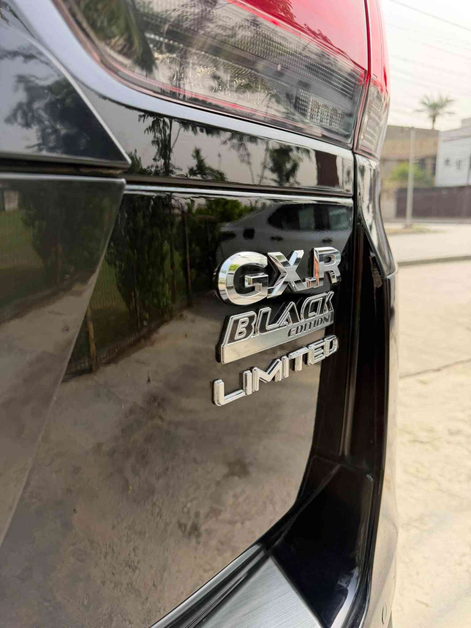 لاندكروز GXR • ٢٠٢٤ • ٣.٥ توربو
