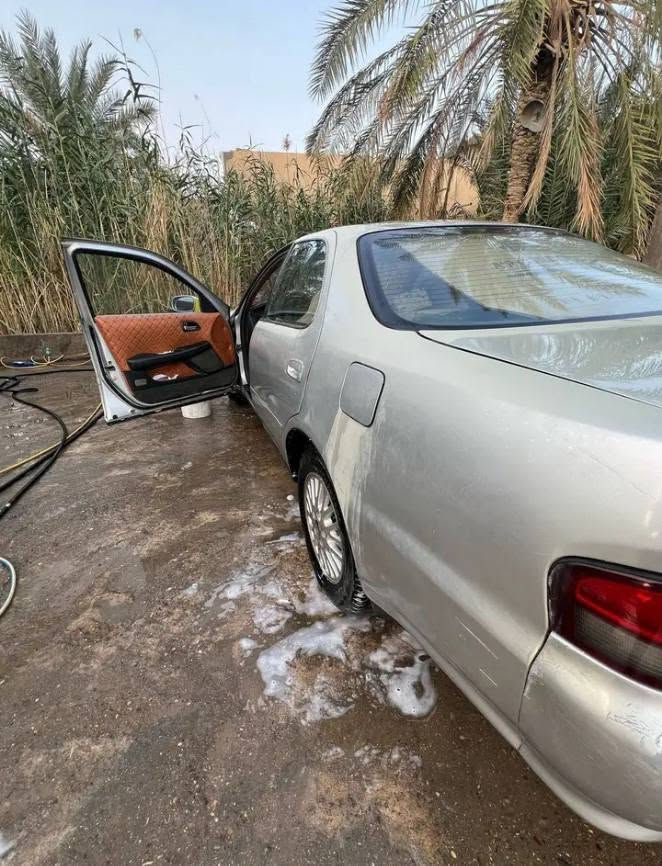 السلام عليكم اكرسته نفخ للبيع السعر 52وبيه لاكصه ولا نقل ولا ضربه مجرد طخات وكولون شوفالعين ماينحمل السياره جارده رقم بصره مشروع وطني السنويه مامنتهي مكان السياره البصره قضاء عزالدين سليم الهوير واذا اكو مراوس ارنب جناز او بطى منفصل عادي الرقم ***********
