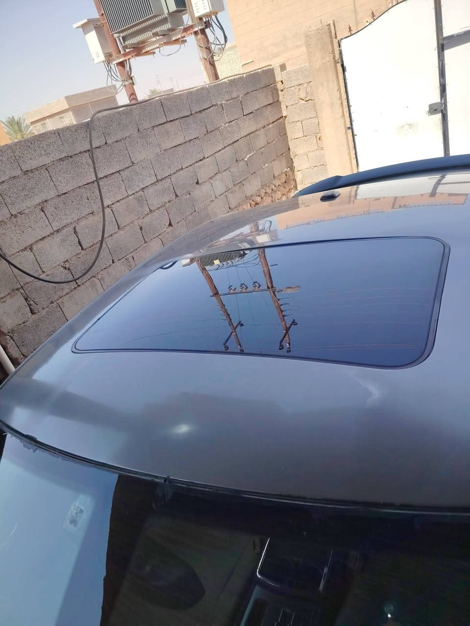 دوج جارجر ٢٠١٢ امريكي SXT
أدوات أدوات يعني حديده 
كص جنطه 
متؤم وجاهزه رقم وسنويه رقم سليمانيه 
محرك V6
ألون فيلي 
كير عصا 
كشنات كهرباء 
4 بصمات 
تشغيل عن بعد
فتحة سقف السعر 55 بيها مجال 
***********
