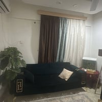 شقه ارضيه • شقه وسطيه • شقه طابق ثالث