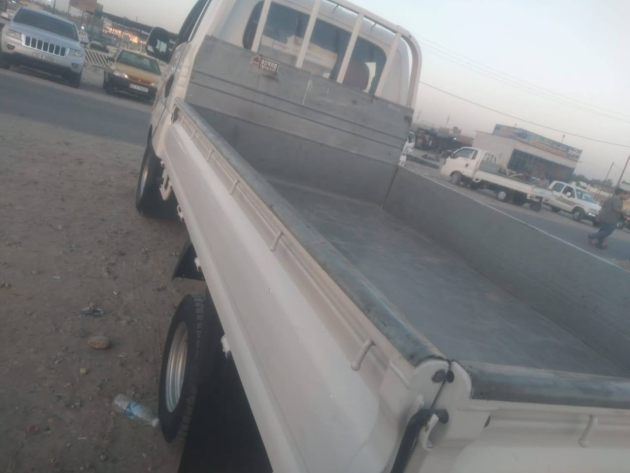 سلام عليكم  كيه حمل موديل 2008محرك مشترك 300سعر 80وبيهه مجال رقم بغداد  ***********
