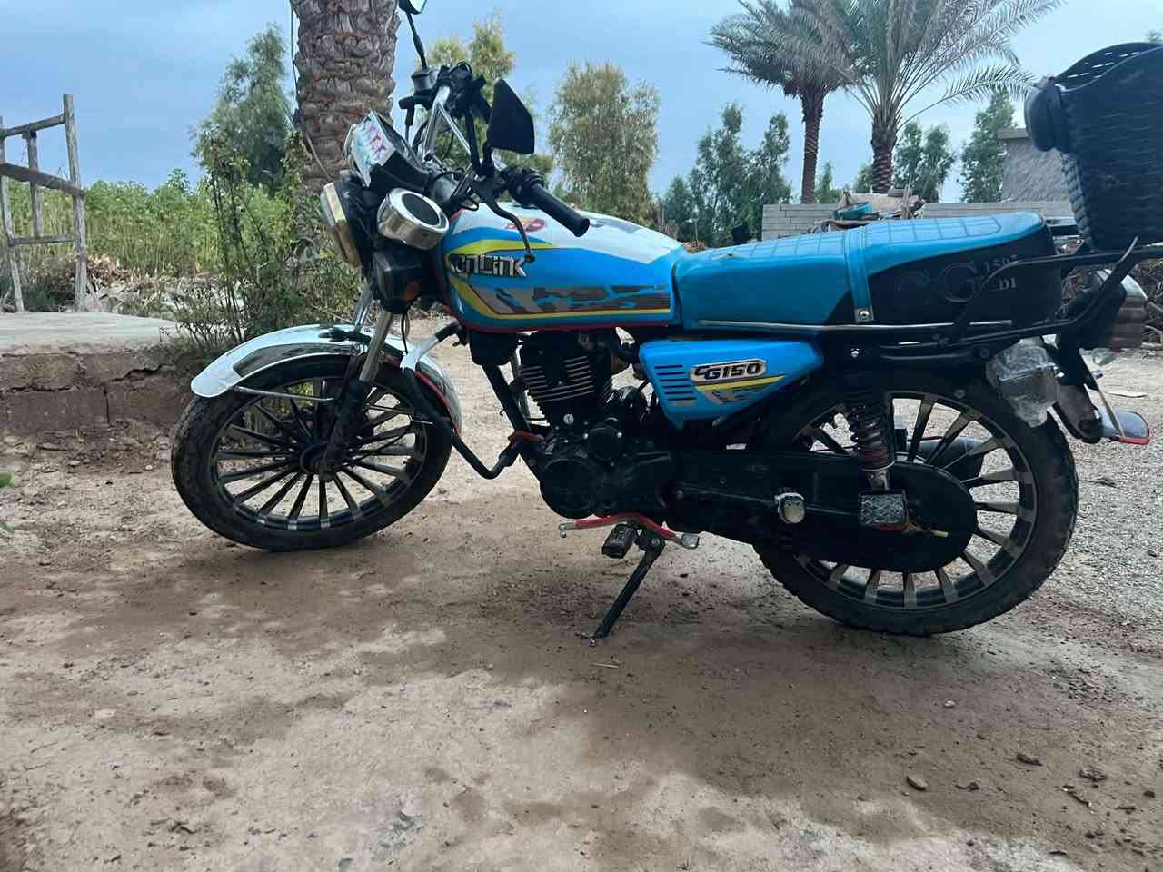 سلام عليكم البيع  سونك موديل 25 
السعر 750وبي مجال 
***********
