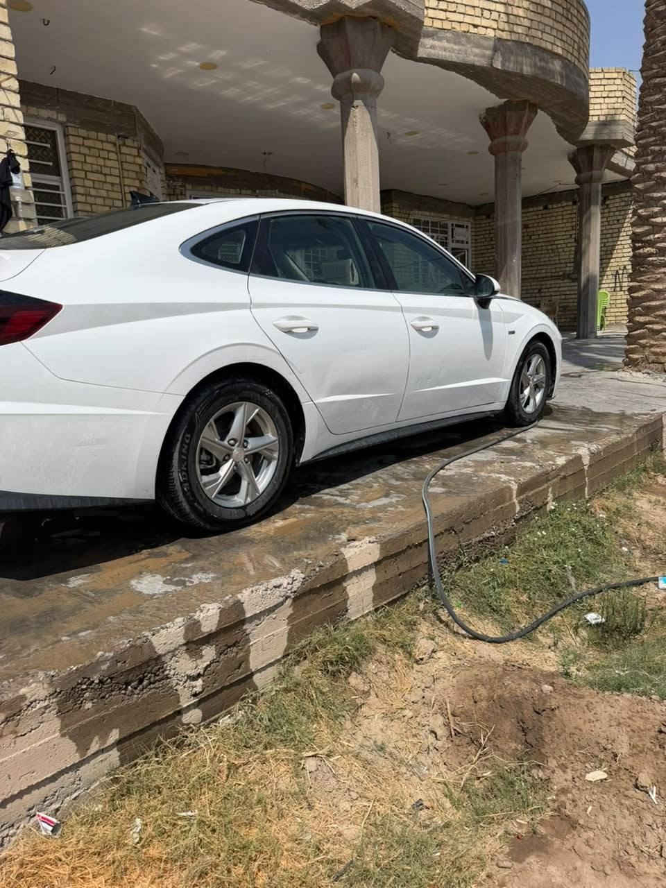سلام عليكم سوناته البيع فقط موديل 21سياره ورد مريكي حادثه جاملغ ايمن صبغ وآل بنيد بدون دوخل بدون يرباك وباب الخير من جهه اليسره شويه بي بارد سياره نص فول ماشيه تسعين الف سياره ابسمي ال ستفسار متواجد خاص وتصال ***********مكان بغداد الدوره
