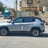 كومباس ٢٠٢٠ • ماشي ٧٥ الف • رقم بابل