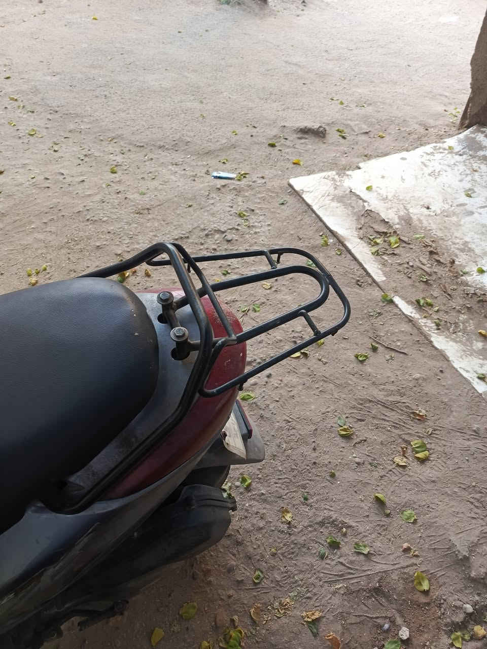 السلام عليكم عندي غراض مال دراجه بريز كشي ابسعره مناسبات إذا كلهم ياخذهه يختلف السعر مكاني صرافيه قريبه عل مدينه الطب التواصل عل الرقم *********** بي واساب @
