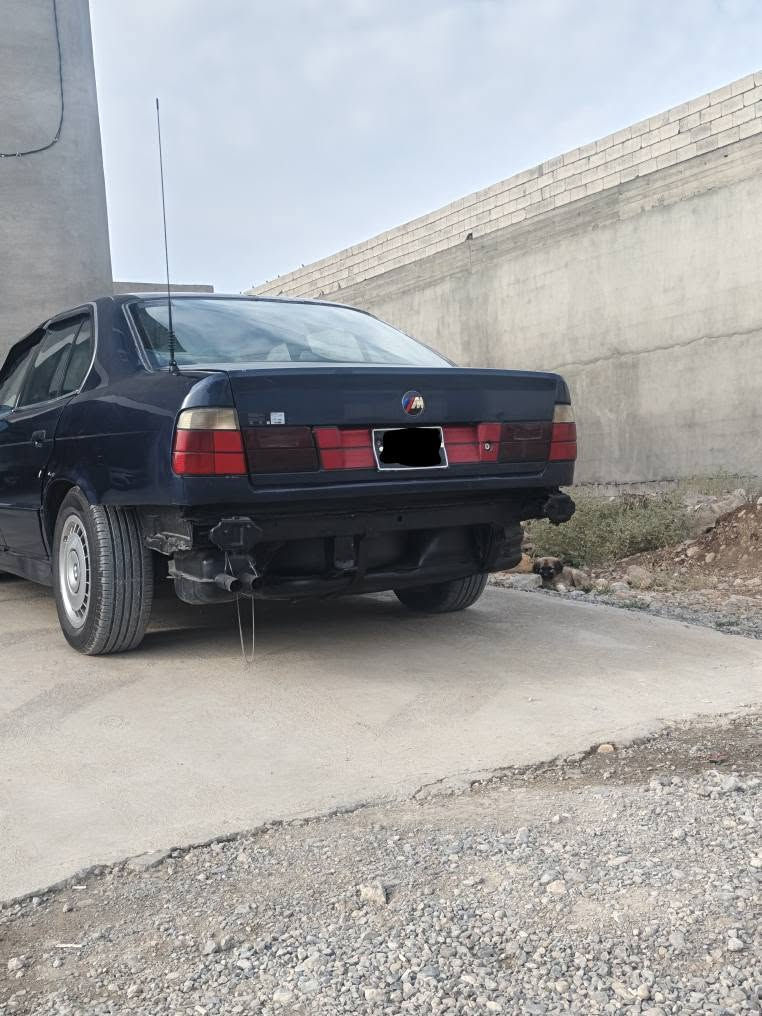 بي إم دبليو 525i • ١٩٩١ • رانية