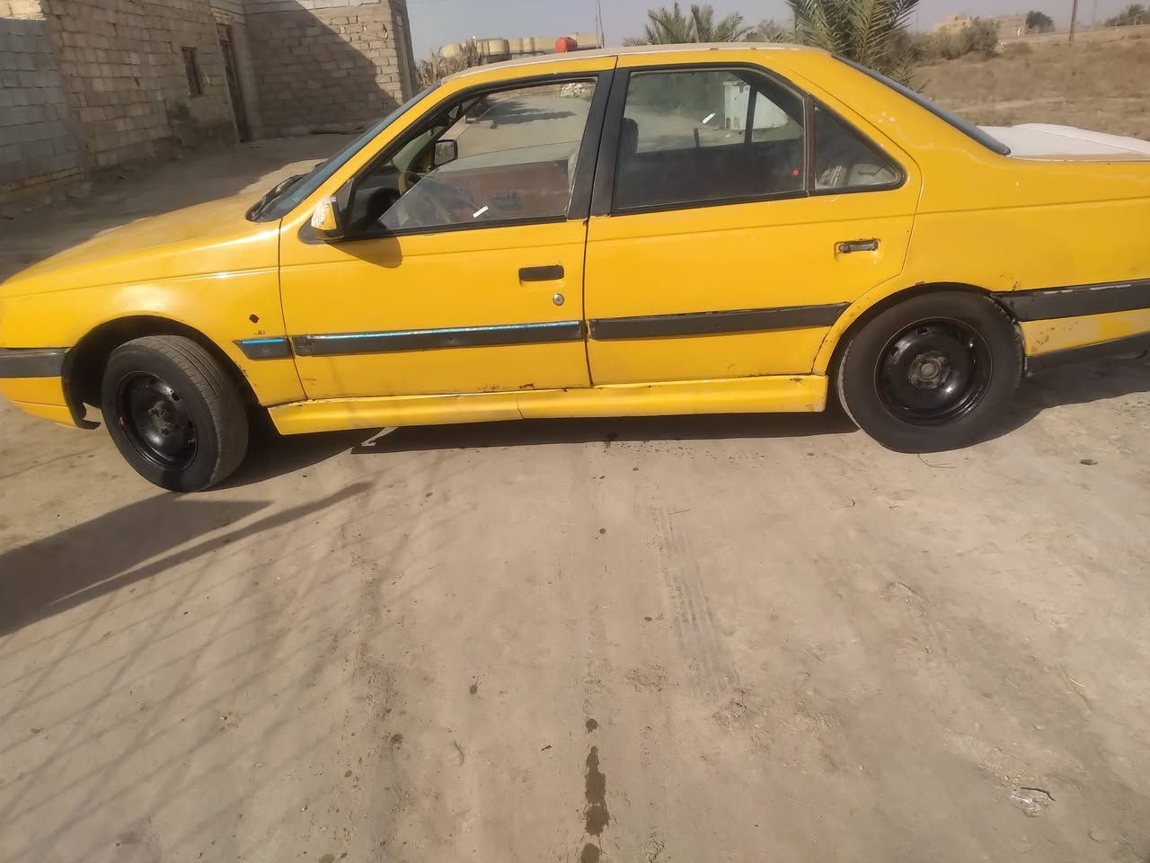 الو السلام عليكم عندك سياره البيع بيجو مديل 12جاهزه مكينه وكير فرنسي شرط حداديه كهربايات كله شغاله مكفوله من يي ضربه رقمهه مميز نجف الماني مالكه بل صياغ سياره بلادي راعيهه يريد مداور براكيتات شرط سياره جاهزه وترهم مراوس سمند سعر ١٨ وبيهه مجال الشراي وانه بل خدمه *********** مكاني السماوه قضاء السوير
