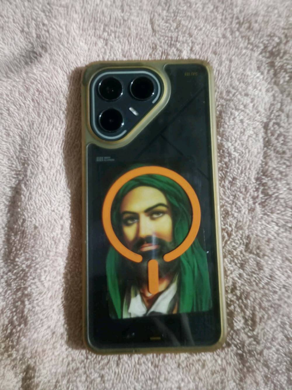 سلام عليكم مبايل للبيع استخدامه 40 يوم شخط ما بي ذاكره 256 معالج 12 دبل سيمكارت كامل ملحقات اللاستفسار راسلونه علا هاذا الرقم***********