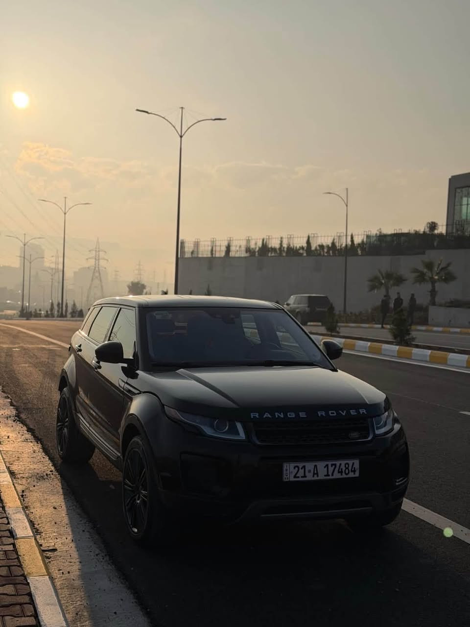 Range Rover 2018
ماشي 100km
مرواس ب اودي رقم شمالي حصرا شعندك نزل 
***********
