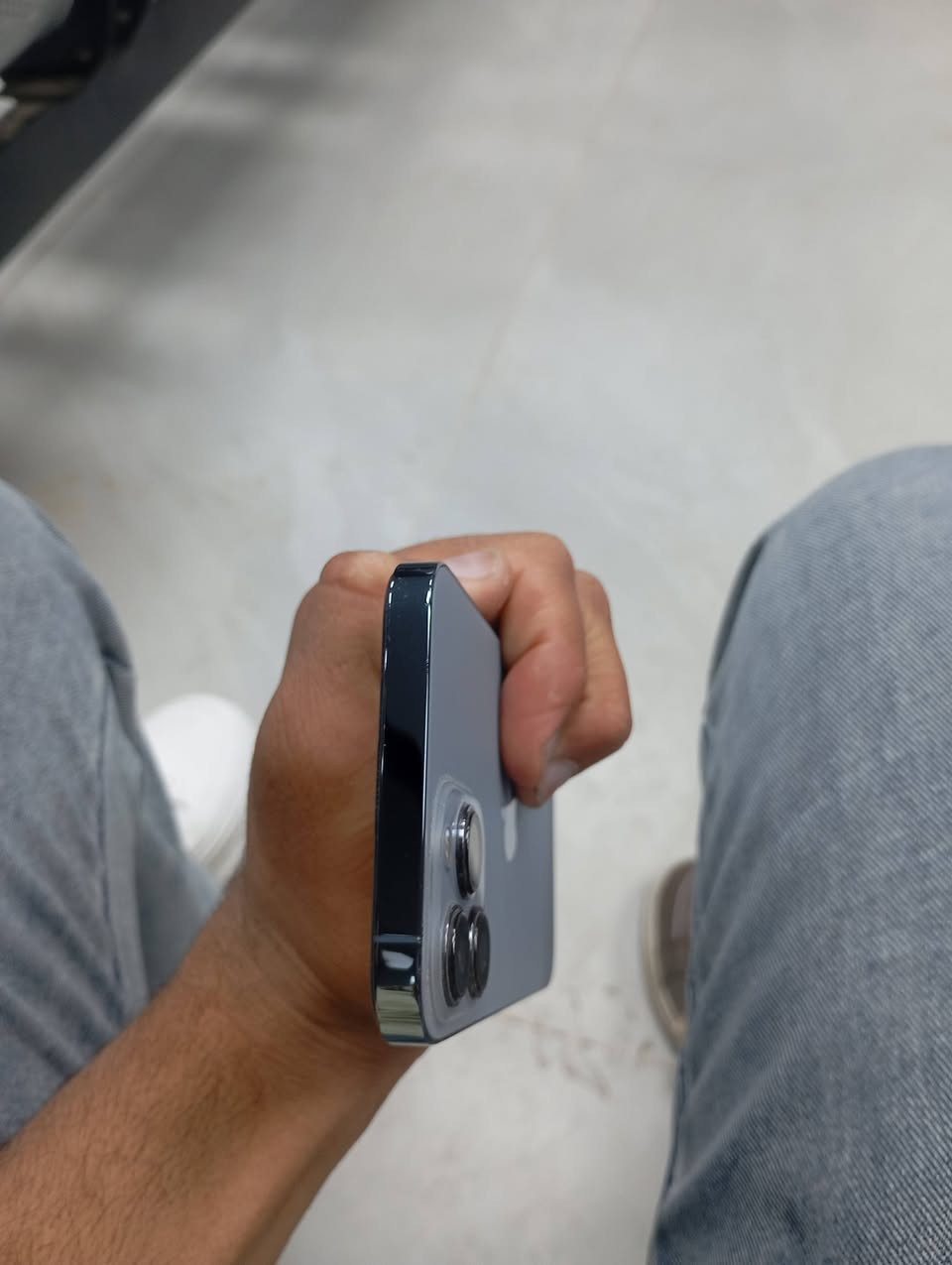 السلام عليكم
13 برو ماكس 
ذاكره 256 
بطاريه 81 
مبدل ظهر ليزر فقط 
مكاني حي الوحده 
جهاز كلش نظيف مال بيت 
سعره650
***********
