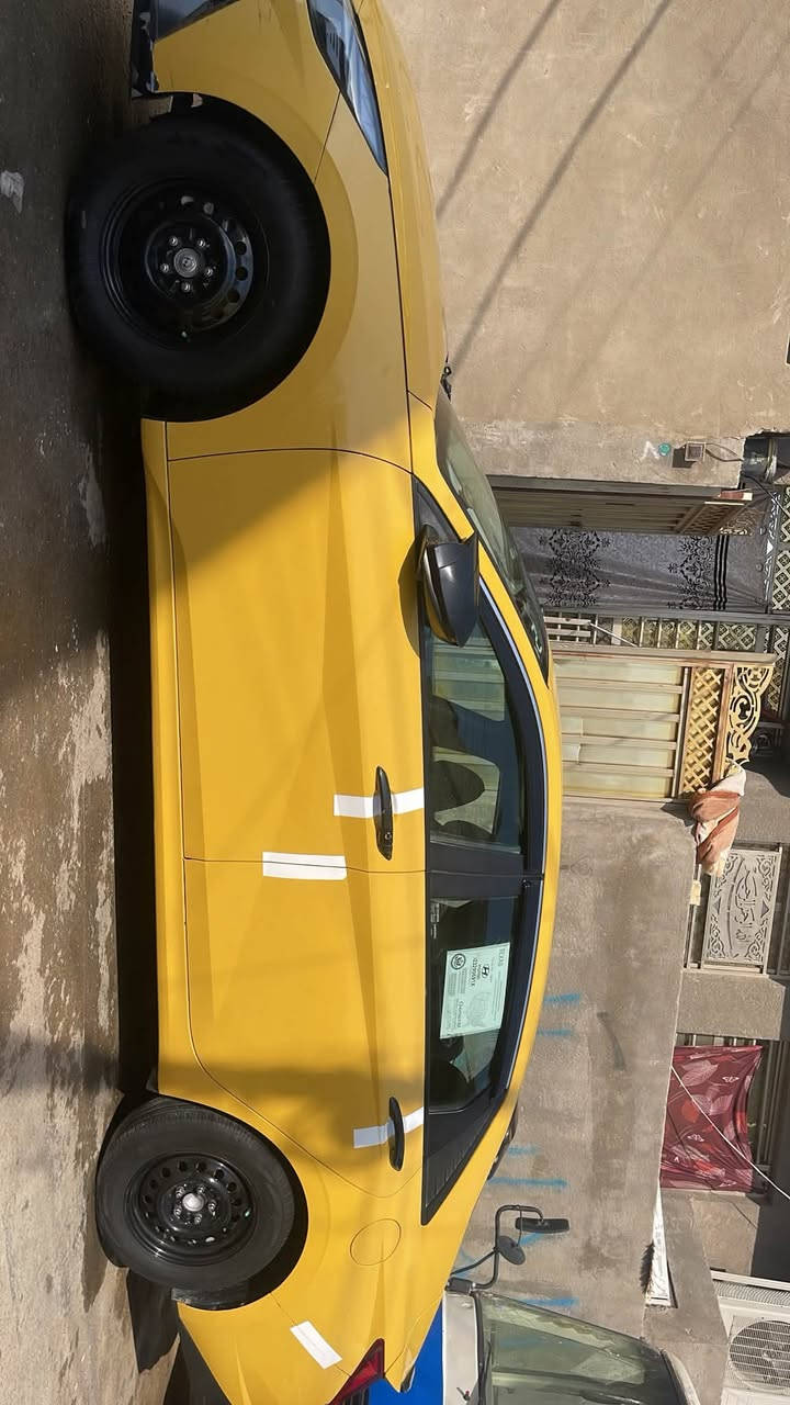 السلام عليكم إلنترا موديل 22 هايبرد
3 انظمه قياده 
تخم تاير 
حداديه جديده 
مكينه كير حساسات أماميه خلفيه 
تشغيل عن بعد ، تبريد ثلج 
سياره فول عدّا الفتحه 
حادثها جاملغ وبنيد 
السعر 118 وبيها مجال حق الجيه 
العنوان بغداد 
***********
