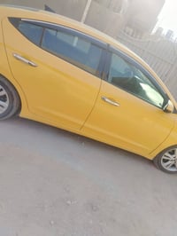 للبيع • مكلف بنشر • صاحب السيارة