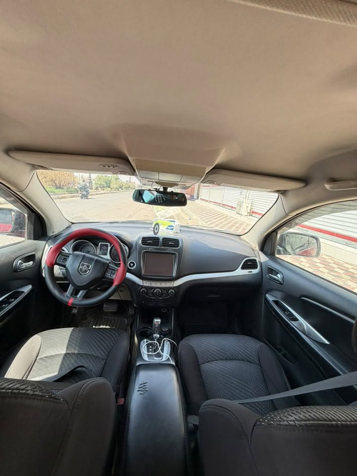 دوج موديل 2013
للبيع السعر 123 $
بدون حادث فقط بارد بسيط 
مواصفات sxt اللون احمر 
سياره حلوه مال جناي ماشيه 180 الف حقيقي 
تخم تاير جديد تشغيل عن بعد
شاشه حجم كبير 
كامره خلفيه
داش كام خلفي امامي
كير مكينه مكفول 
تحويل مباشر  مشروع وطني اي مكان 
للاستفسار اكثر الاتصال
***********
