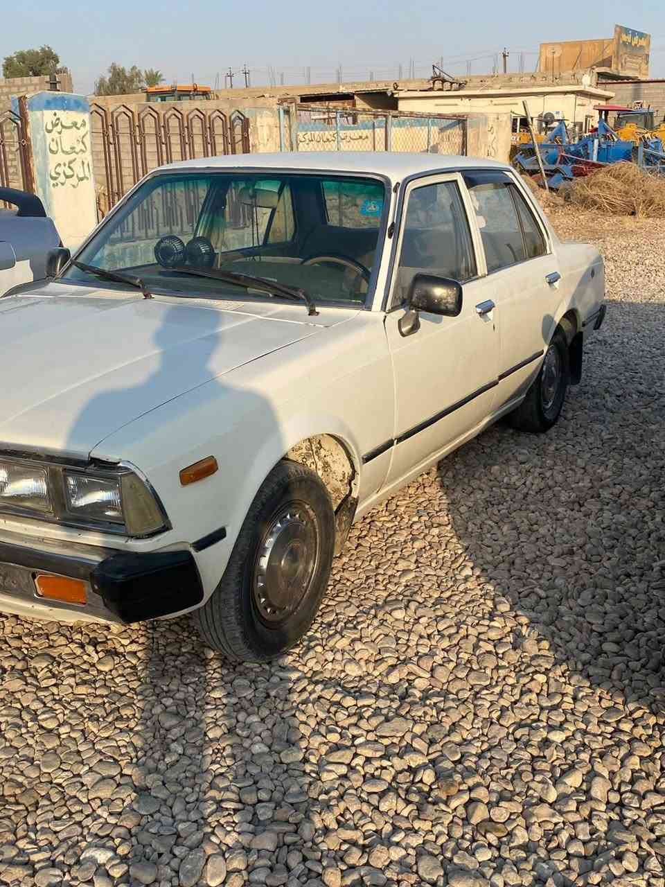 كرونه ١٩٨١ كركوك انكليزي
العنوان ديالى 
السيارة جاهزة بدون نقص 
السعر ٢٥ وبي مجال 
***********
