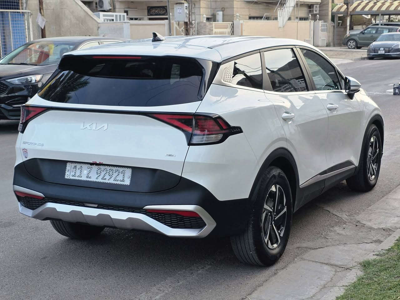 كيا سبورتج هايبرد للبيع فقط
موديل 2025
ماشية 9
مكينة 1.6
فئة سيارة lx
الضرر موضح بالصور 
رقم بغداد تحويل مباشر 
للاستفسار
***********
***********
