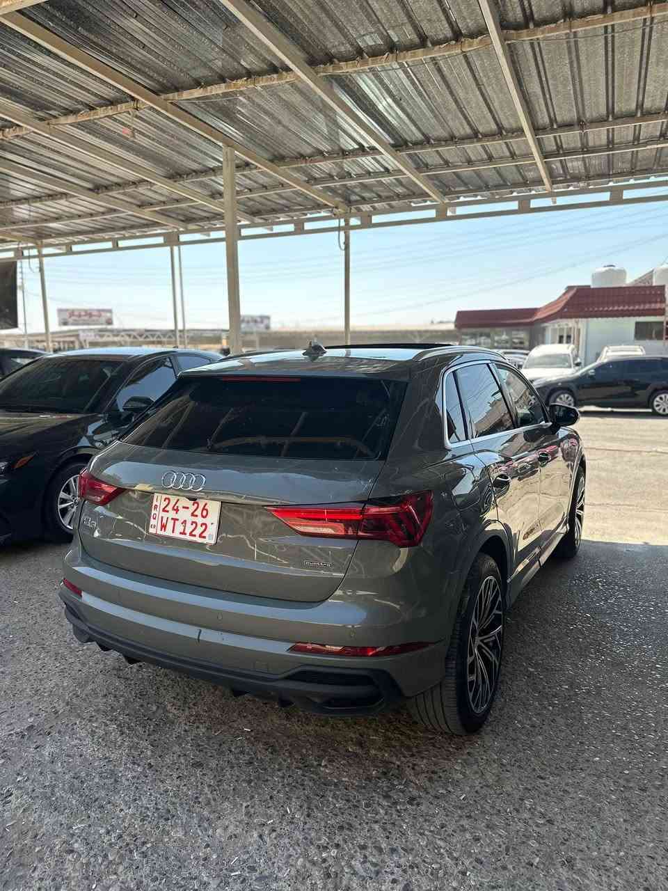 Audi Q3 موديل 2025
فول فول مواصفات بانورامه شاشه كبير كيجات ديجيتال الكتروني 

لون السيارة كلش حلو، سمنتي🩶

السيارة ماشية ٣٠٠٠ ميل 

3قطع صبغ بدون دواخل بدون ارباك 

السيارة رقم كاتي بشرط ترقيم دهوك / أربيل / السليمانية.

السعر سيارة 159 ورقه بية مجال

مكان سياره📍ئاكري عقرة
رقم تلفون واتساب ***********

