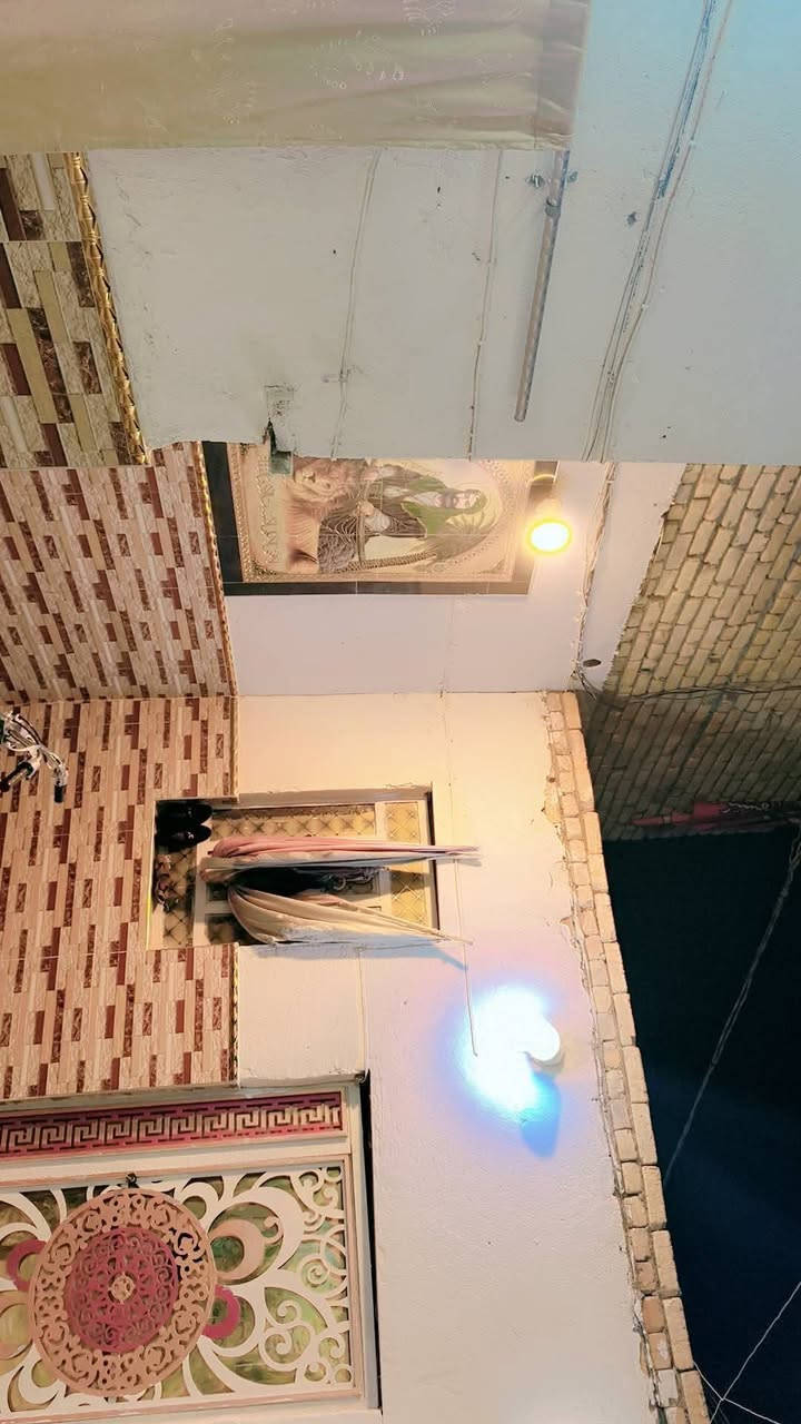 بيت للبيع • ٢٠٠م • الاسكان الصناعي