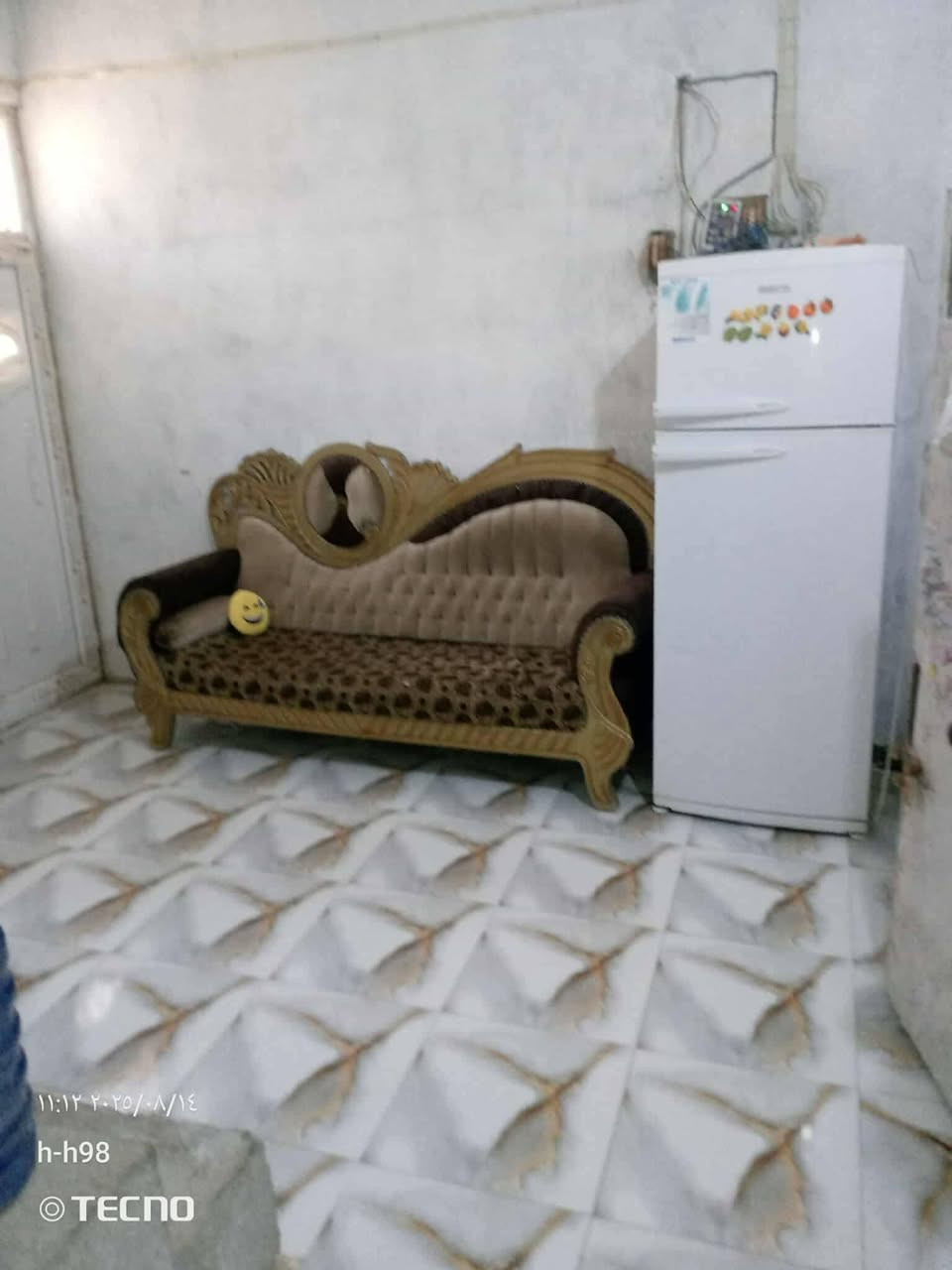 🏠 بيت للبيع في الكاطون – فرصة ممتازة بسعر مناسب!
المواصفات:
المساحة: 120 متر مربع تقريباً.
الموقع: ديالى / الكاطون (منطقة مخدومة وقريبة من الخدمات).
الخدمات: مزود بماء صافي وكهرباء جيدة جداً.
السعر:
35 مليون دينار عراقي (وبي مجال للشراي).
للتواصل والاستفسار:
يرجى الاتصال على الرقم: [***********]
أو المراسلة عبر الواتساب.

