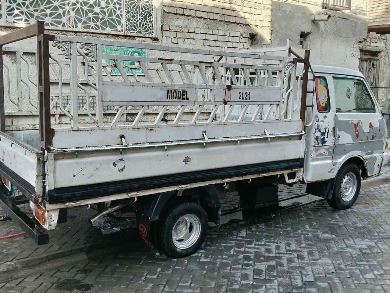 السلام عليكم كيا موديل 96 رقم ديالى الماني سنويه عضم بدون تحويل السعر26 وبيه مجال
***********
