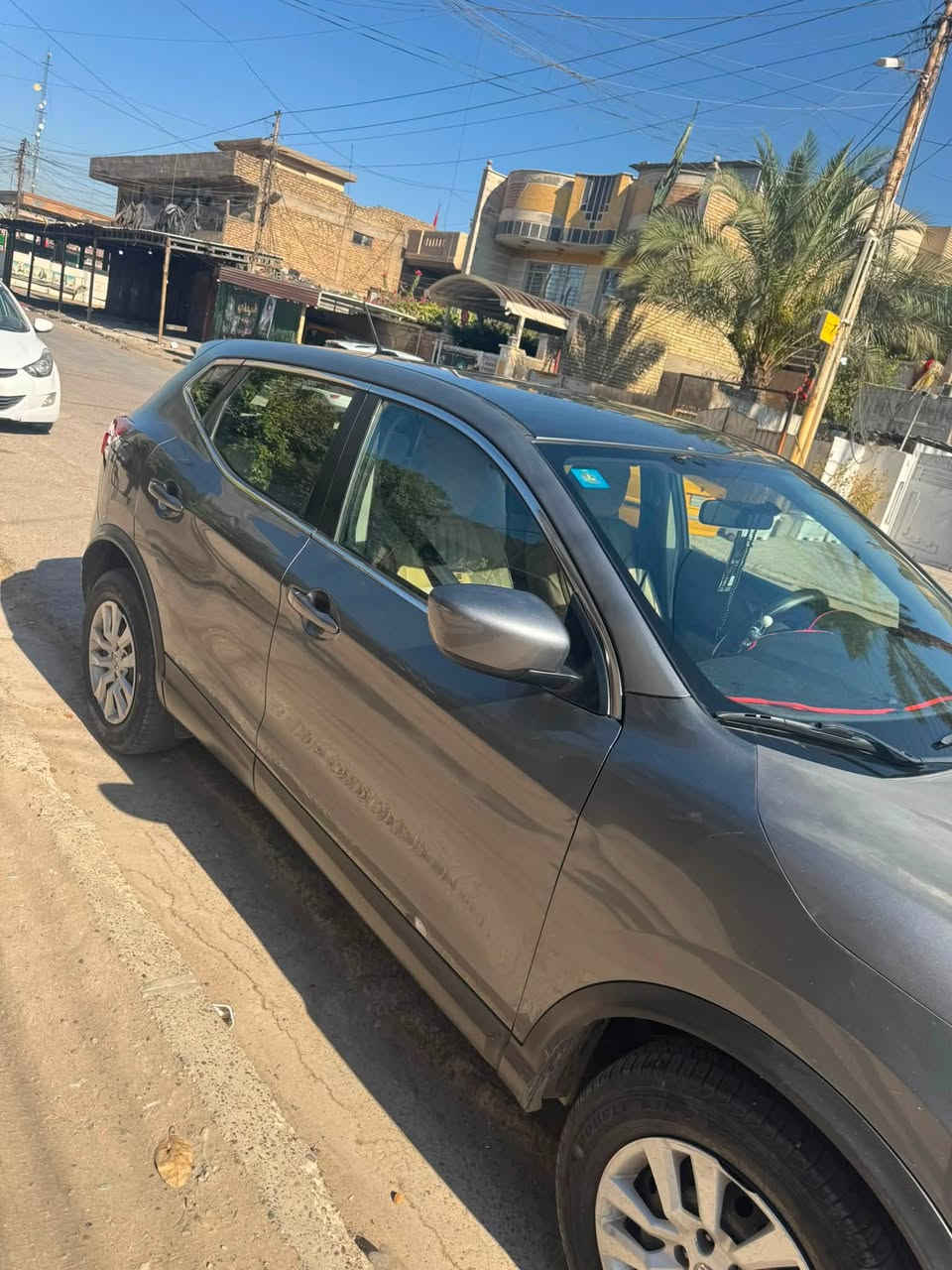 نيسان روج 2018 محرك جي تي اي ظرر جاملغ الامامي الايمن بدون تبديل محرك وكير بحاله جديده جدا رقمه بغداد بسمي سعر ١٢٠ اتصال  ***********
